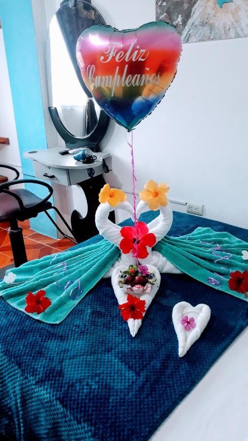 Suite Galarous Island 푸에르토아요라 외부 사진